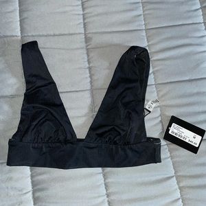Black ribbed bikini top